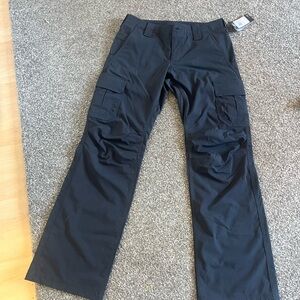 Under armour tactical pants size 10R women’s